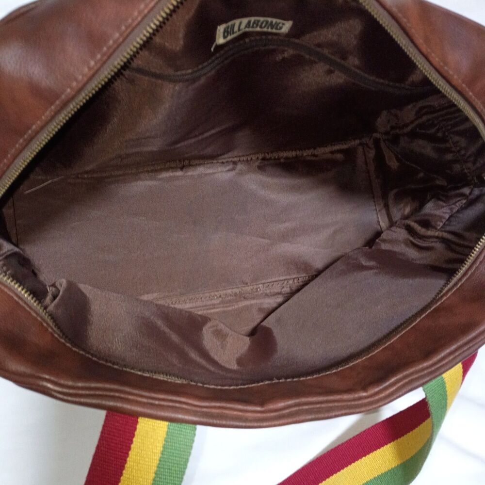 Vintage Billabong Rasta Jamaica Brown Bag Travel Purse 15 x 10 x 6 Faux Leather - Picture 8 of 10